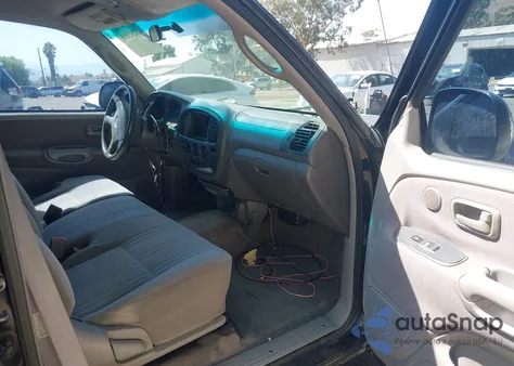 2002 Toyota Tundra Sr5 V8 из США, поврежденный, VIN 5TBRT34152S229818